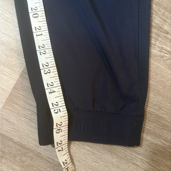 Athleta Brooklyn Navy Joggers. Size 14 - Picture 7 of 8